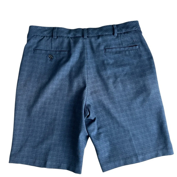 Walter Hagen Men’s Blue Plaid Golf Shorts Size 36 - Picture 2 of 4